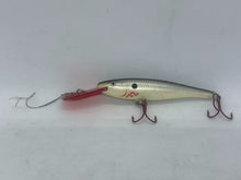 Load image into Gallery viewer, Rapala Lures Minnow Rap-9 Fishing Lure - MR09 BP BLEEDING PEARL
