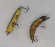 Load image into Gallery viewer, Heddon Zara Spook in Bull Frog + South Bend Teas-Oreno Wood Fish 5&quot; Fishing Lure
