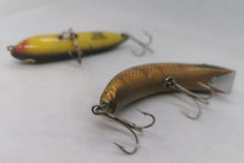 Load image into Gallery viewer, Heddon Zara Spook in Bull Frog + South Bend Teas-Oreno Wood Fish 5&quot; Fishing Lure
