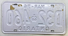 Load image into Gallery viewer, 1976 Ontario License Plate # D32-460
