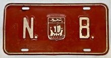 Load image into Gallery viewer, 1962 New Brunswick booster license plate NB provincial crest Canada 18135
