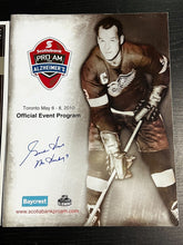 Load image into Gallery viewer, Gordie Howe - 2012 Sports Illustrated &amp; 2010 Scotiabank Pro-Am Magazine/Program
