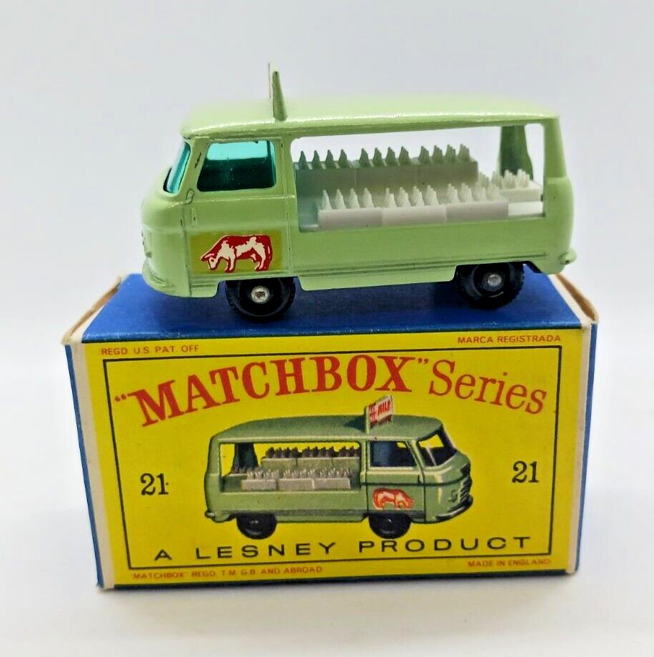 Matchbox Series No. 21 Milk Delivery Truck (1960 Lesney Product)