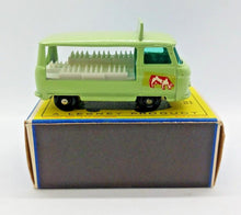 Load image into Gallery viewer, Matchbox Series No. 21 Milk Delivery Truck (1960 Lesney Product)
