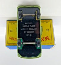 Load image into Gallery viewer, Matchbox Series No. 21 Milk Delivery Truck (1960 Lesney Product)
