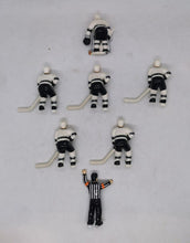 Load image into Gallery viewer, Coleco Los Angeles Kings Team 1990s Tabletop Hockey Figure Set – 7 Figures
