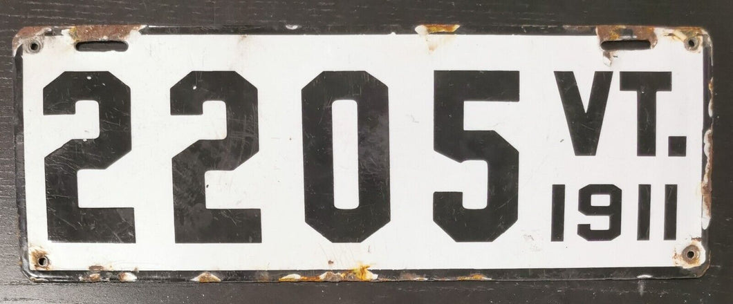 1911 Vermont Porcelain Metal License Plates