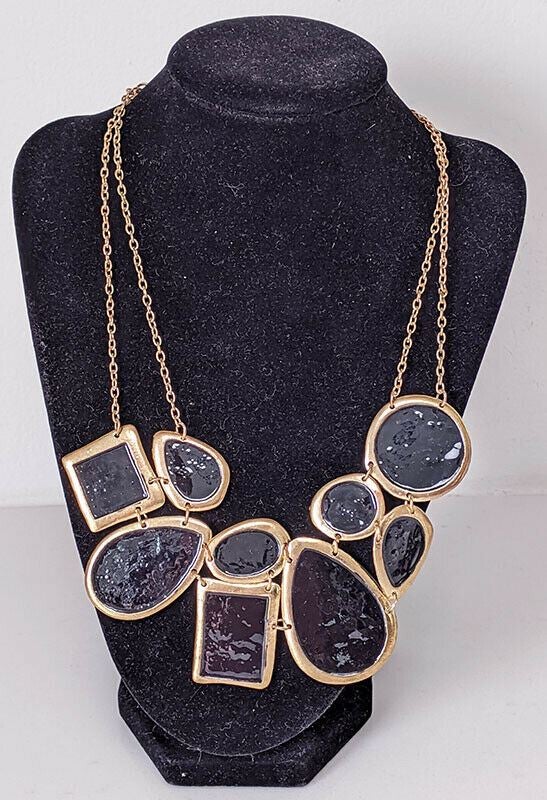 Gold Tone & Black Detail Large Fashion Necklace - 14