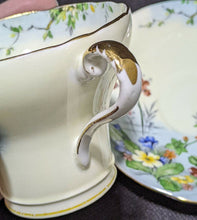 Load image into Gallery viewer, AYNSLEY Fine Bone China Corset Cup &amp; Saucer - Wild Spring Flowers - Cream &amp; Blue
