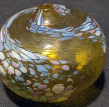 Load image into Gallery viewer, Beautiful, Delicate Art Glass Orb / Vase -- Signed -- Orange
