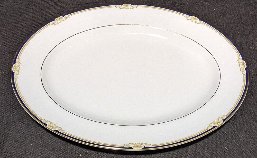 WEDGWOOD Bone China Platter - Cavendish - Cobalt & Gold - 15 1/4