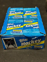 Load image into Gallery viewer, 1992 Topps Hockey Picture Cards 36Packs, EX+ condition (SEALED PACKS)
