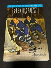 Load image into Gallery viewer, 1971 Great Hockey Players Series Red Kelly by Stan Obodiac signed by Red Kelly
