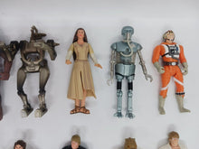 Load image into Gallery viewer, Star Wars: Power of the Force - Assorted Lot of Action Figures &amp; Weapons
