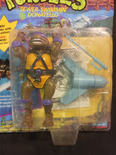 Load image into Gallery viewer, 1989 TMNT Donatello Sewer-Swimmin&#39; Action Figure Rare Card as found
