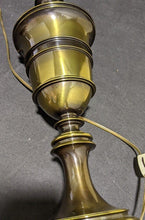 Load image into Gallery viewer, Beautiful Brass Table Lamp - Works
