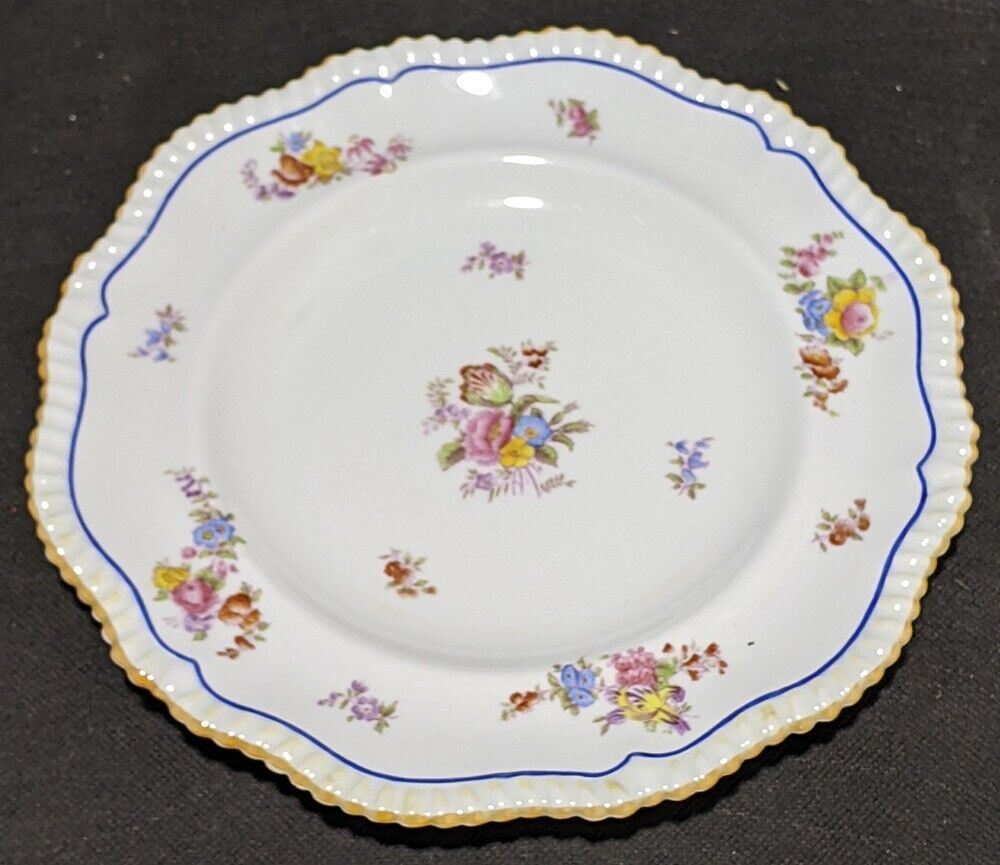 Copeland Spode China Dinner Plate - Briarwood - Y4895