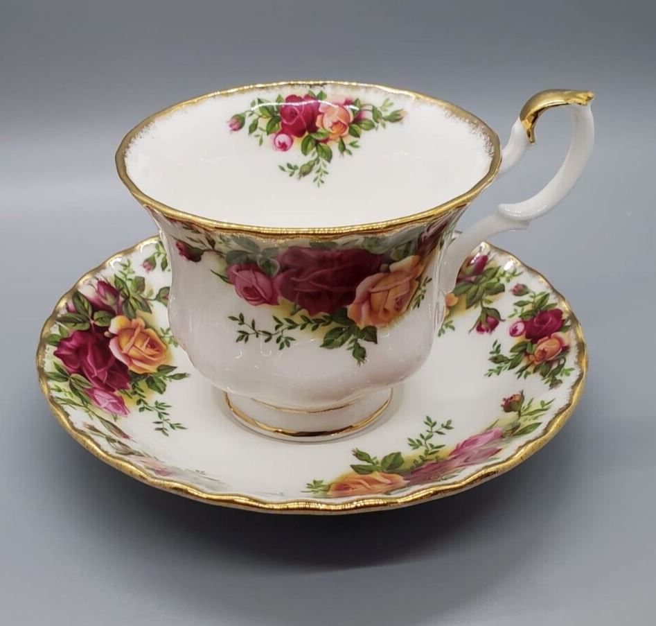 Royal Albert, Old Country Roses Cup & Saucer