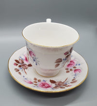 Load image into Gallery viewer, Queen Anne Bone China Tea Cup &amp; Saucer - Rose Border
