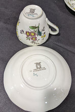 Load image into Gallery viewer, 4 COPELAND SPODE - Gainsborough - Tea Cup &amp; Saucers - Old Mark
